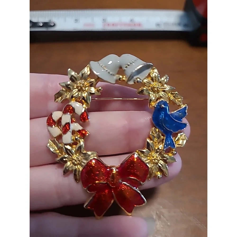 Vintage Christmas Brooch Pin Wreath Red Bow Blue Bird White Bells Candy Canes 2